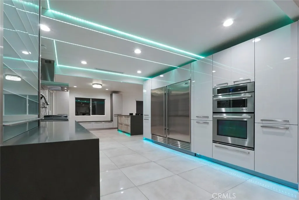 Additional image 12 of 3381 Oakmont View Dr, Glendale, CA 91208