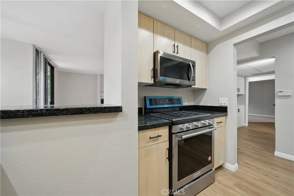 Additional image 29 of 7826 Topanga Canyon Boulevard Unit 218, Canoga Park, CA 91304