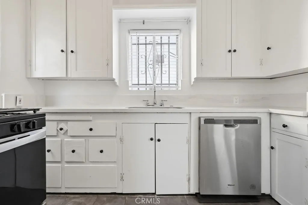 Additional image 11 of 1527 E 3rd St Unit 1531, Long Beach, CA 90802