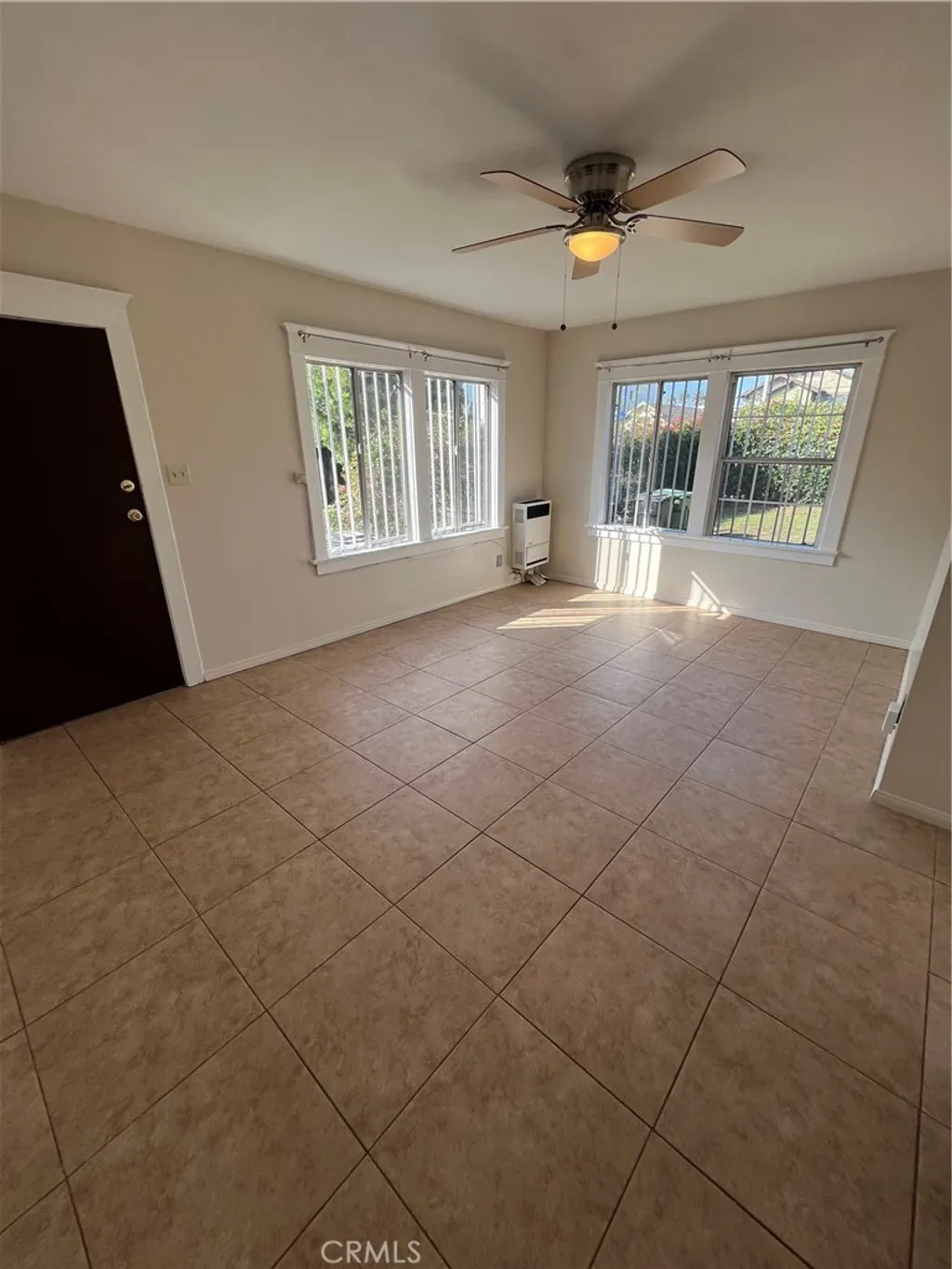 Additional image 15 of 1355 W 49th St, Los Angeles, CA 90037