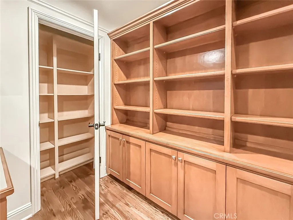 Additional image 89 of 15452 Varden, Sherman Oaks, CA 91403