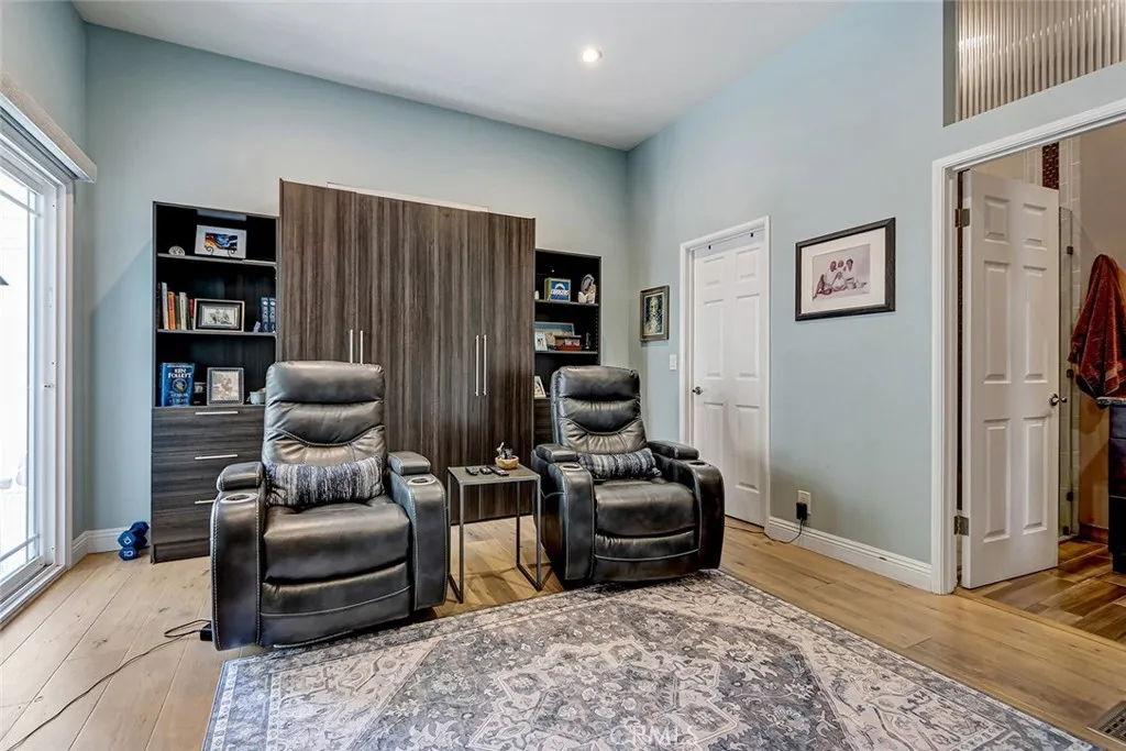 Additional image 89 of 718 S Broadway Unit C, Redondo Beach, CA 90277