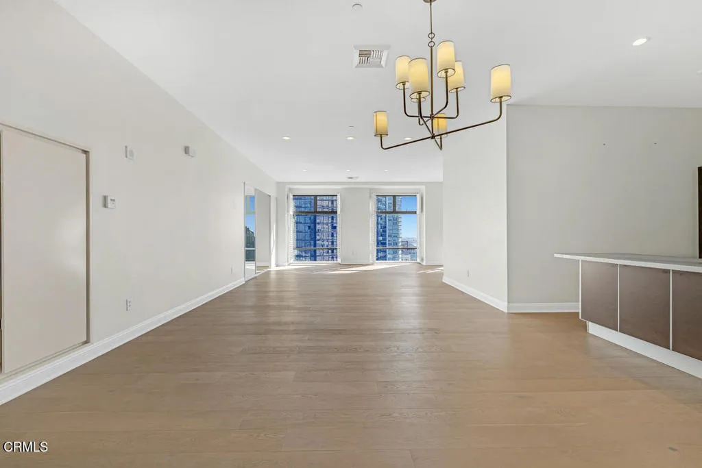 Additional image 76 of 801 S Grand Avenue Unit 1710, Los Angeles, CA 90017