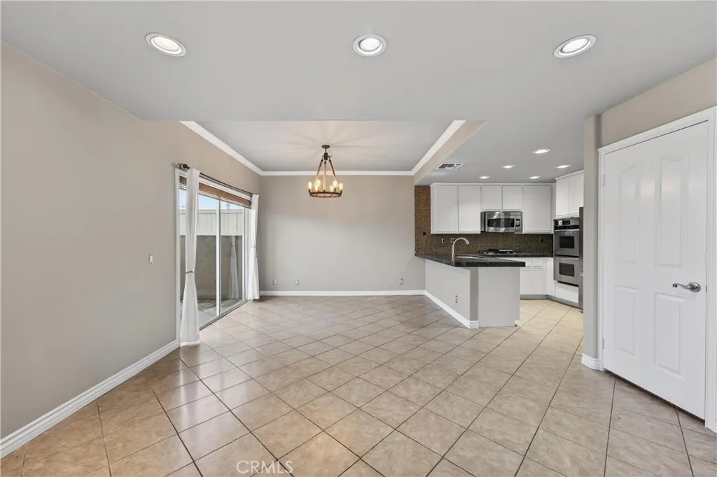 Additional image 13 of 152 Terraza Court, Costa Mesa, CA 92627