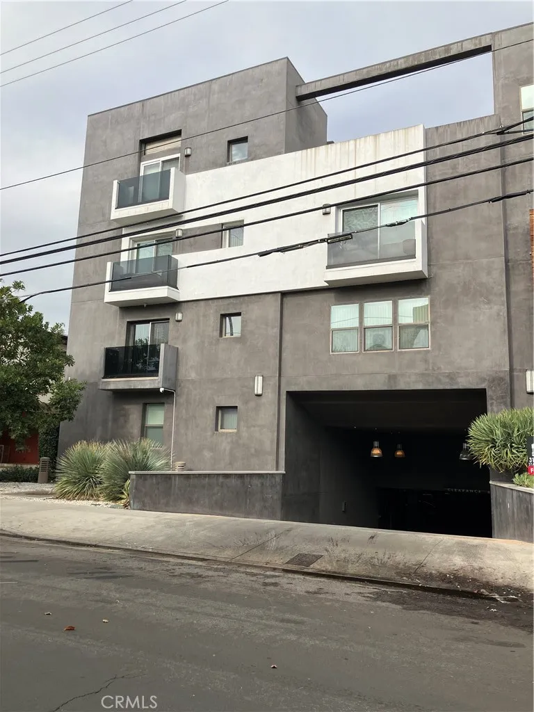 Additional image 25 of 11925 Kling Street Unit 111, Valley Village, CA 91607