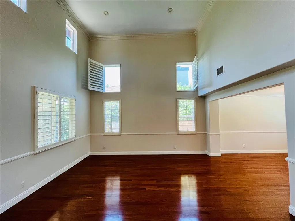 Additional image 34 of 26421 Partridge Dr, Canyon Country, CA 91387