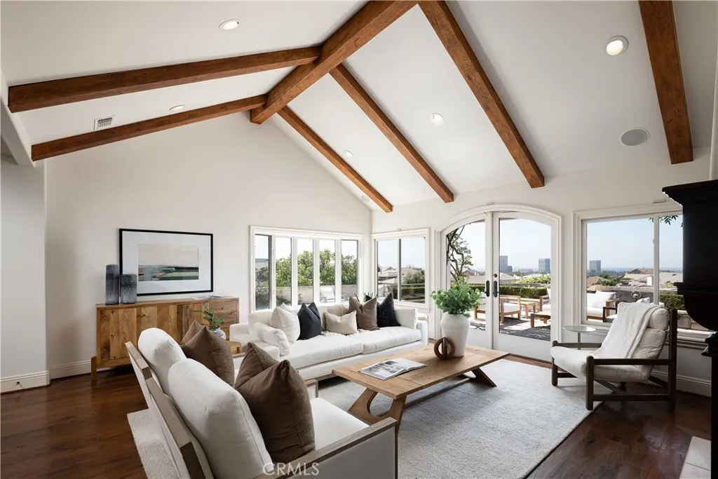 Additional image 17 of 2001 Yacht Resolute, Newport Beach, CA 92660