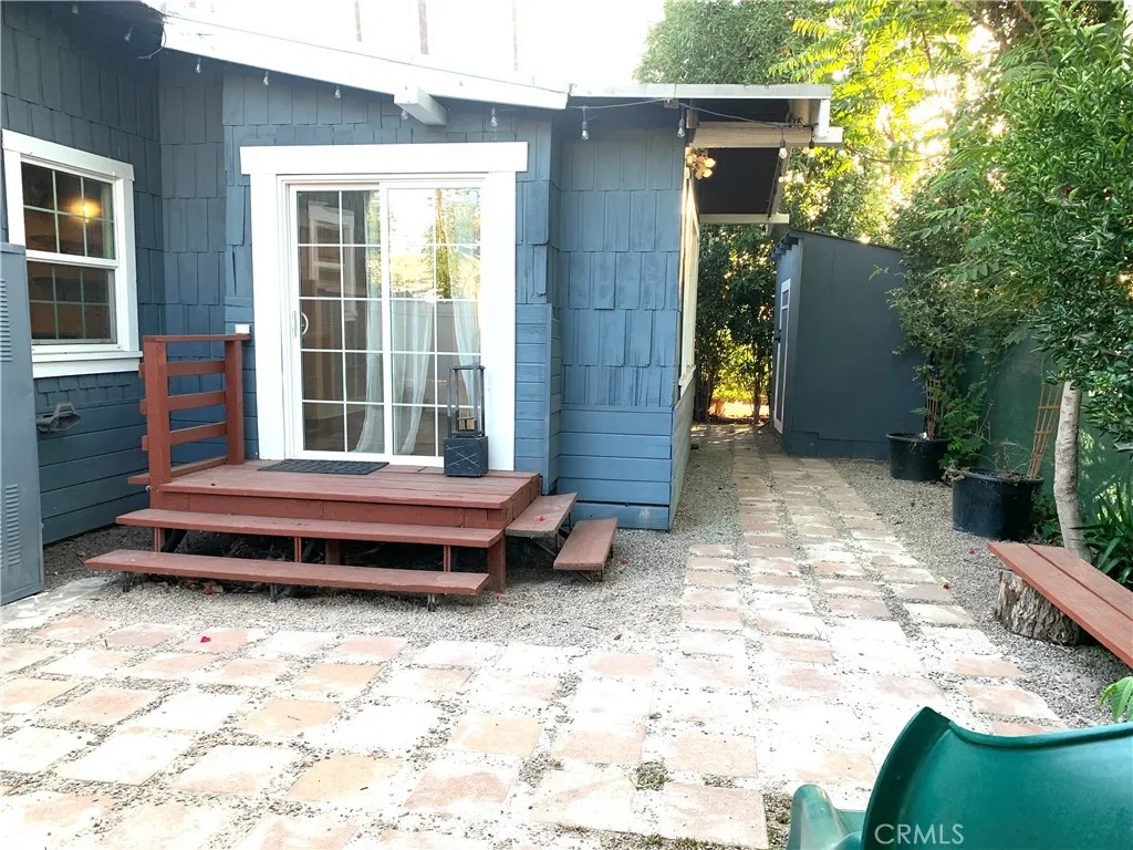 Property image for 220 Palm Pl, Pomona, CA 91767