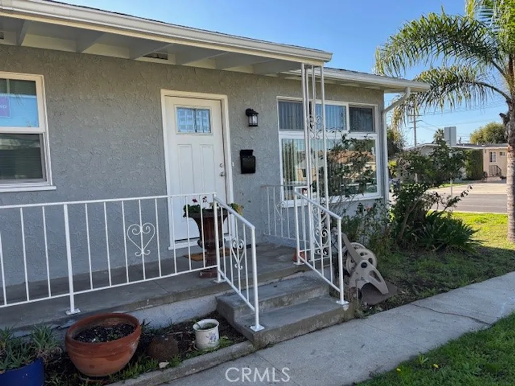 Additional image 4 of 8430 Barnsley, Los Angeles, CA 90045