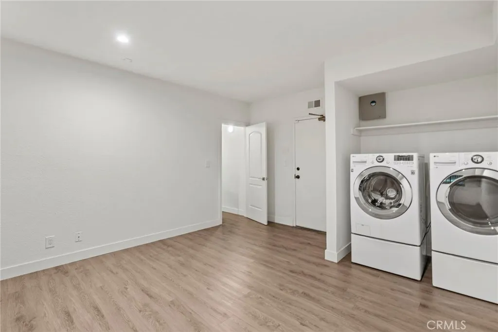 Additional image 81 of 5757 Owensmouth Unit 1, Woodland Hills, CA 91367