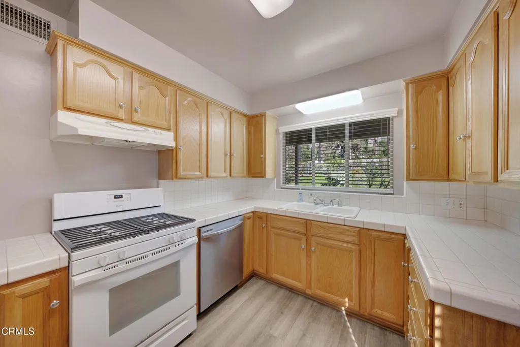 Additional image 19 of 631 Deodara Drive, Altadena, CA 91001