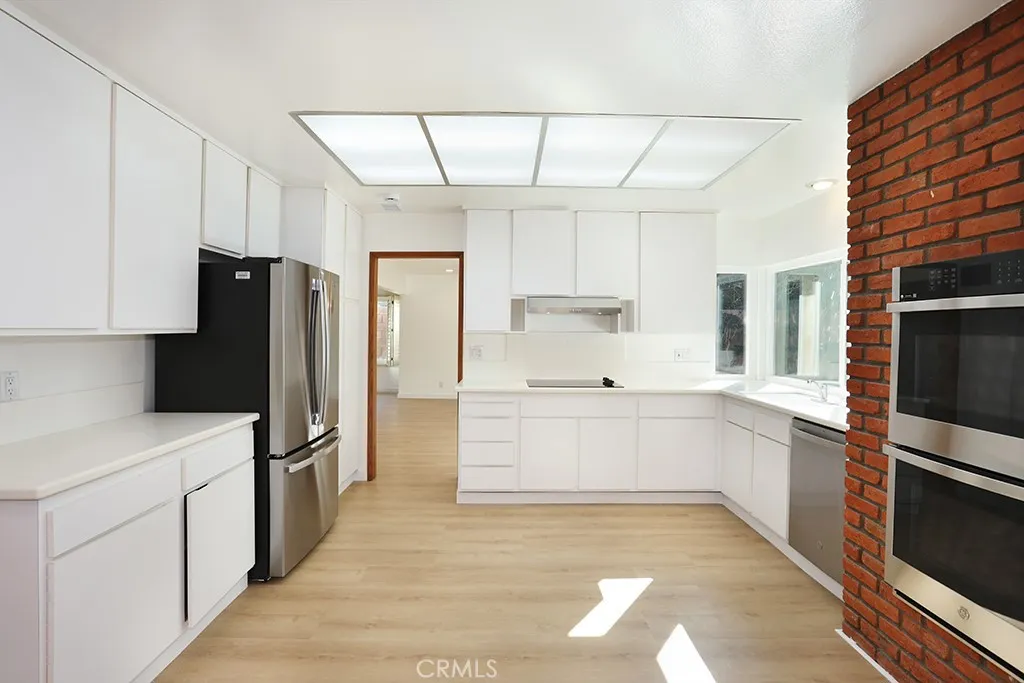 Additional image 15 of 21161 Poston Ln, Huntington Beach, CA 92646