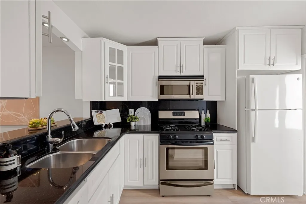 Additional image 20 of 32 Kazan St, Irvine, CA 92604