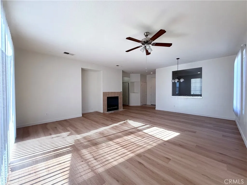 Additional image 4 of 1042 Sun Up Cir, San Jacinto, CA 92582