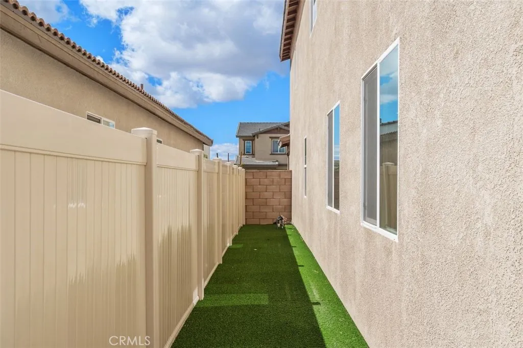 Additional image 75 of 28876 Camaro Dr, Winchester, CA 92596