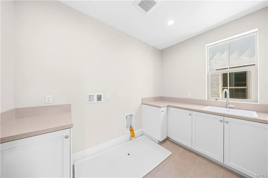 Additional image 34 of 130 mossvine, Irvine, CA 92618