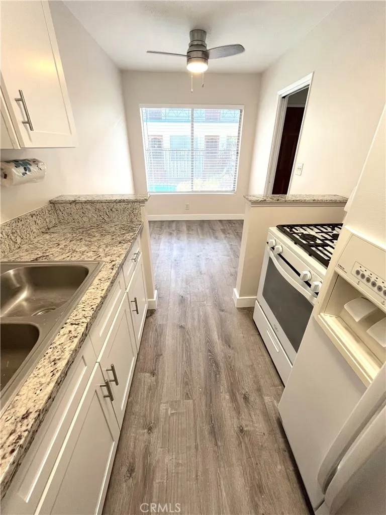 Additional image 44 of 2115 Placentia Avenue Unit 11, Costa Mesa, CA 92627