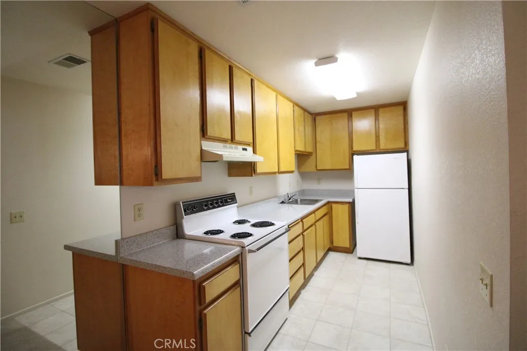 Additional image 11 of 2800 E Los Felices Circle Unit 113, Palm Springs, CA 92262