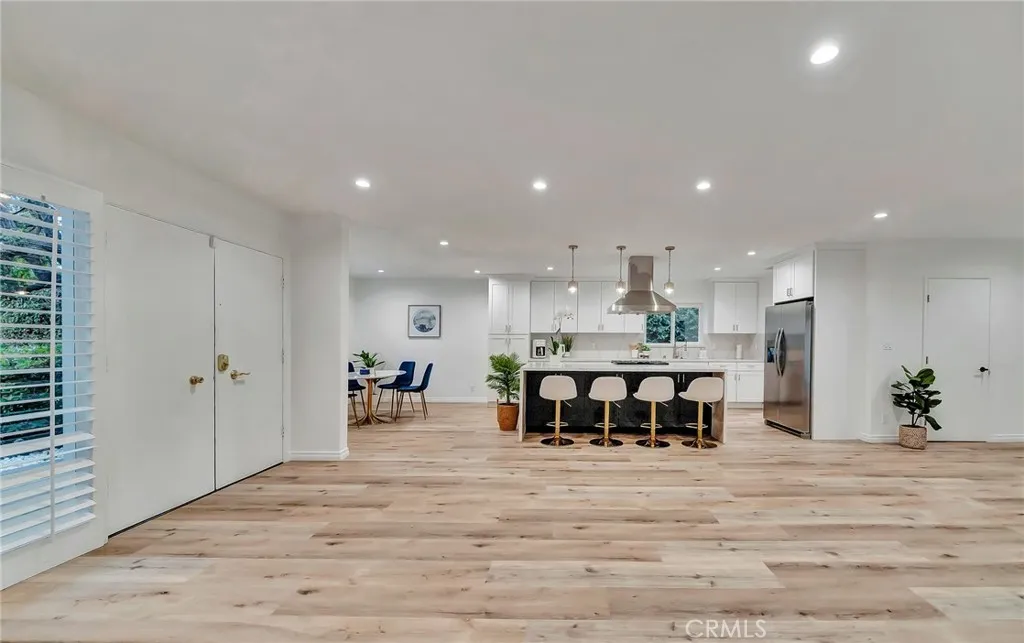 Additional image 101 of 16127 Hartsook Street, Encino, CA 91436