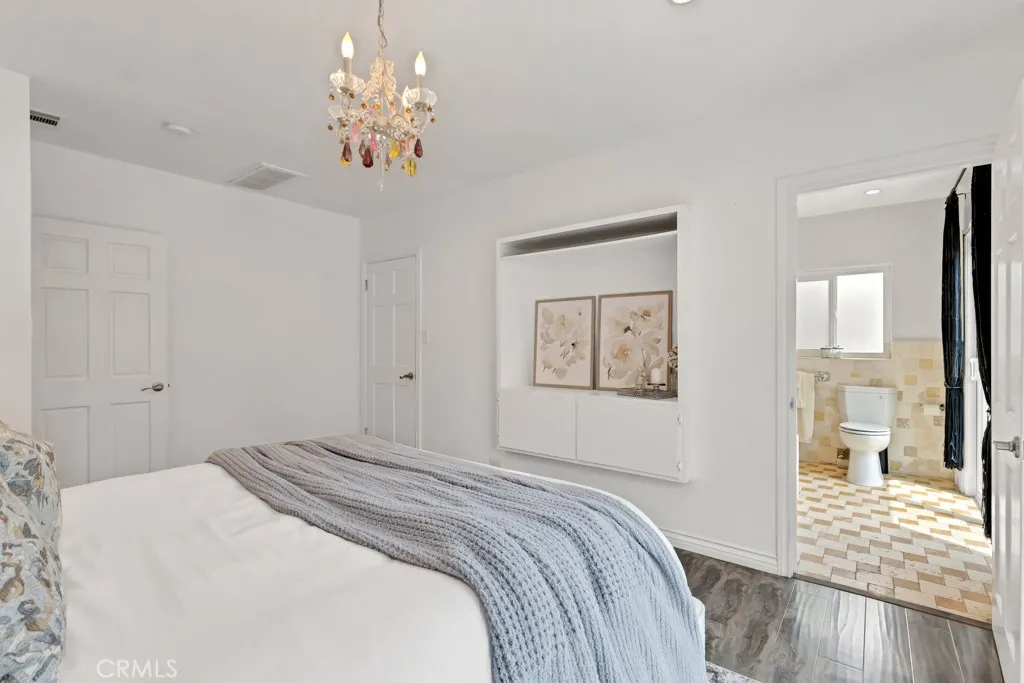 Additional image 12 of 19419 Oxnard Street, Tarzana, CA 91356