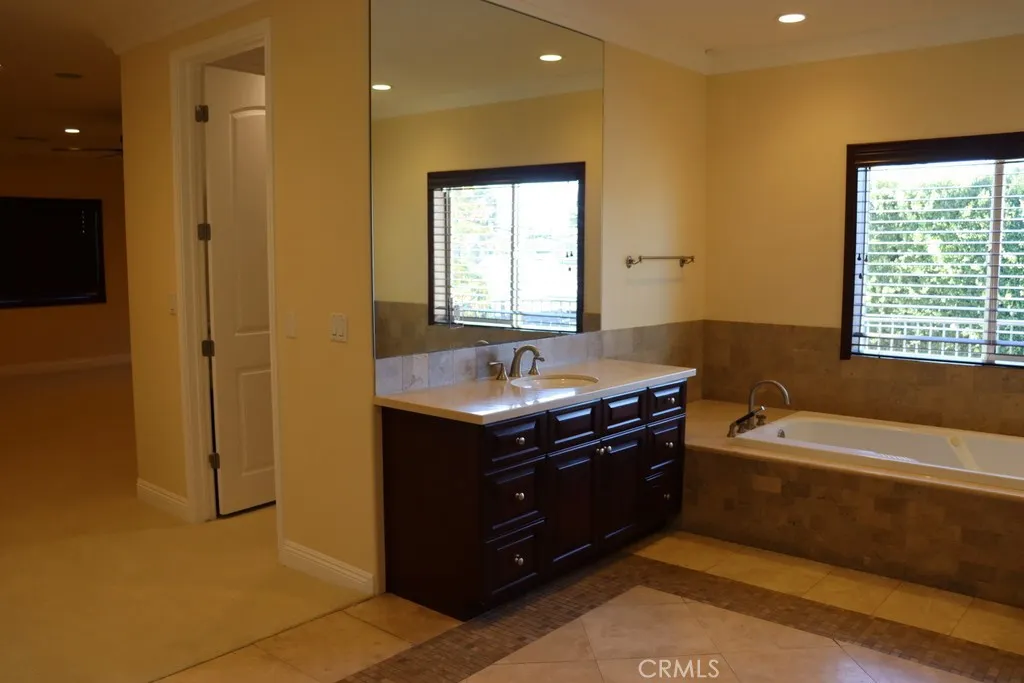 Additional image 113 of 4818 Lemona, Sherman Oaks, CA 91403