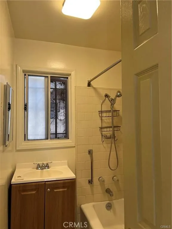 Additional image 12 of 8813 Hoover St, Los Angeles, CA 90044