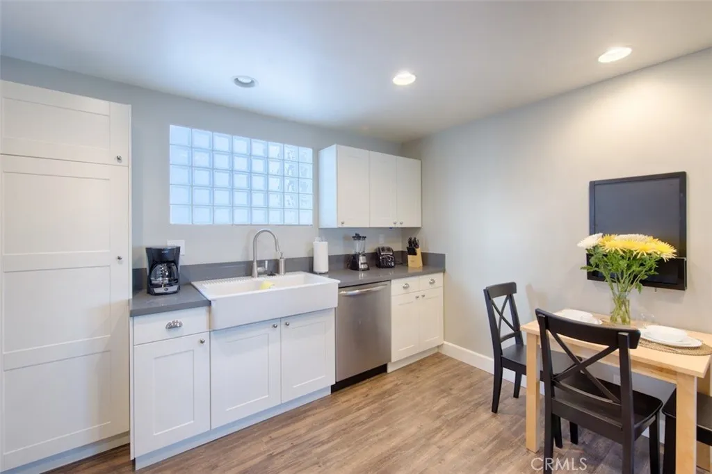 Additional image 12 of 113 29th Street, Manhattan Beach, CA 90266