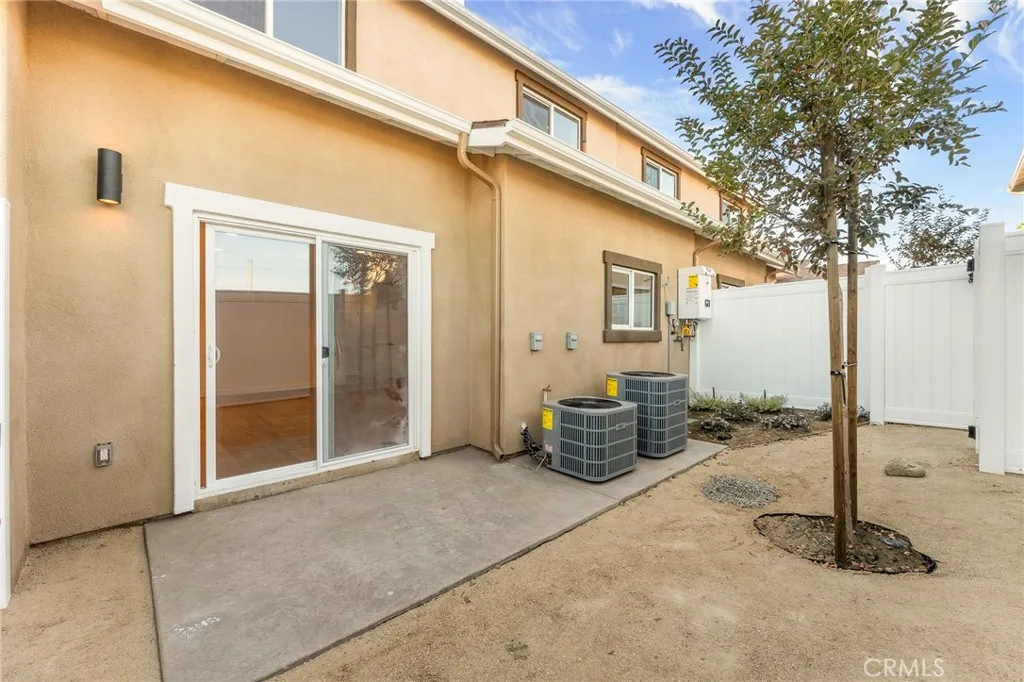 Additional image 67 of 902 W Hert Street, Colton, CA 92324