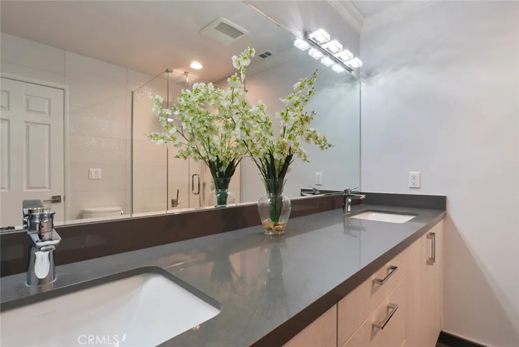 Additional image 89 of 3381 Oakmont View Dr, Glendale, CA 91208