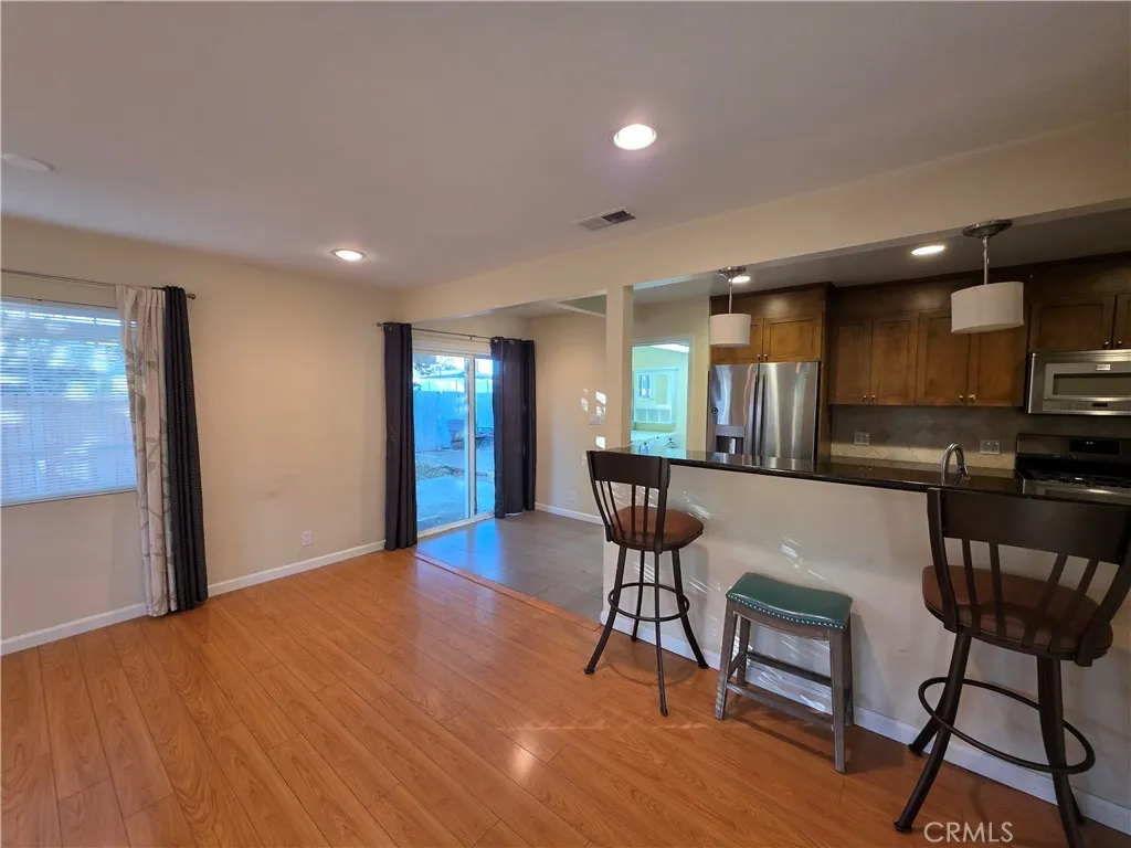 Additional image 37 of 7457 Wish, Lake Balboa, CA 91406