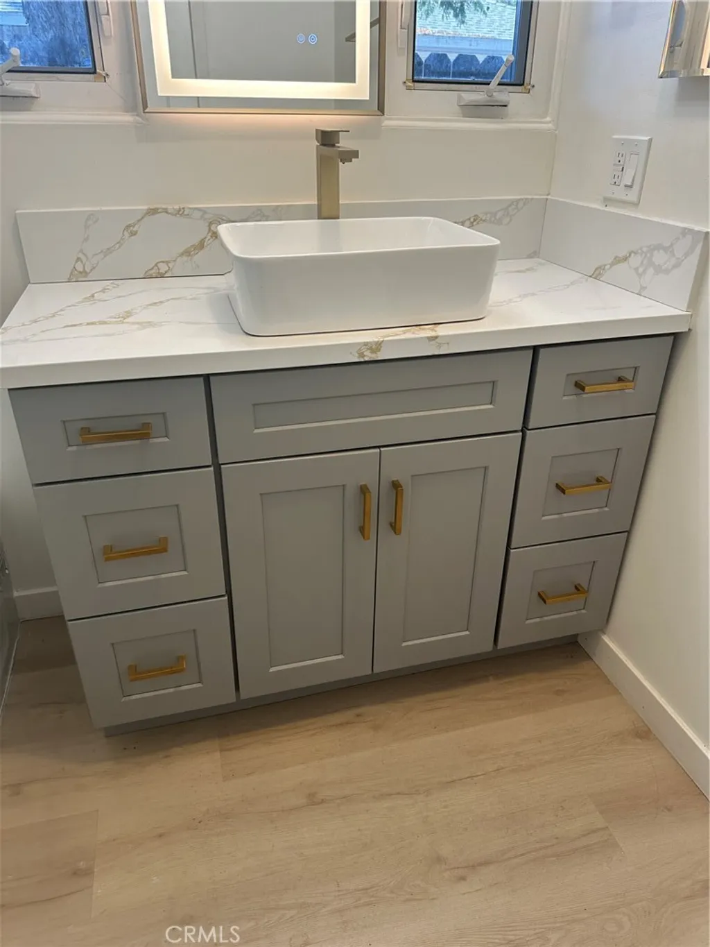 Additional image 17 of 19140 strathern, Reseda, CA 91335