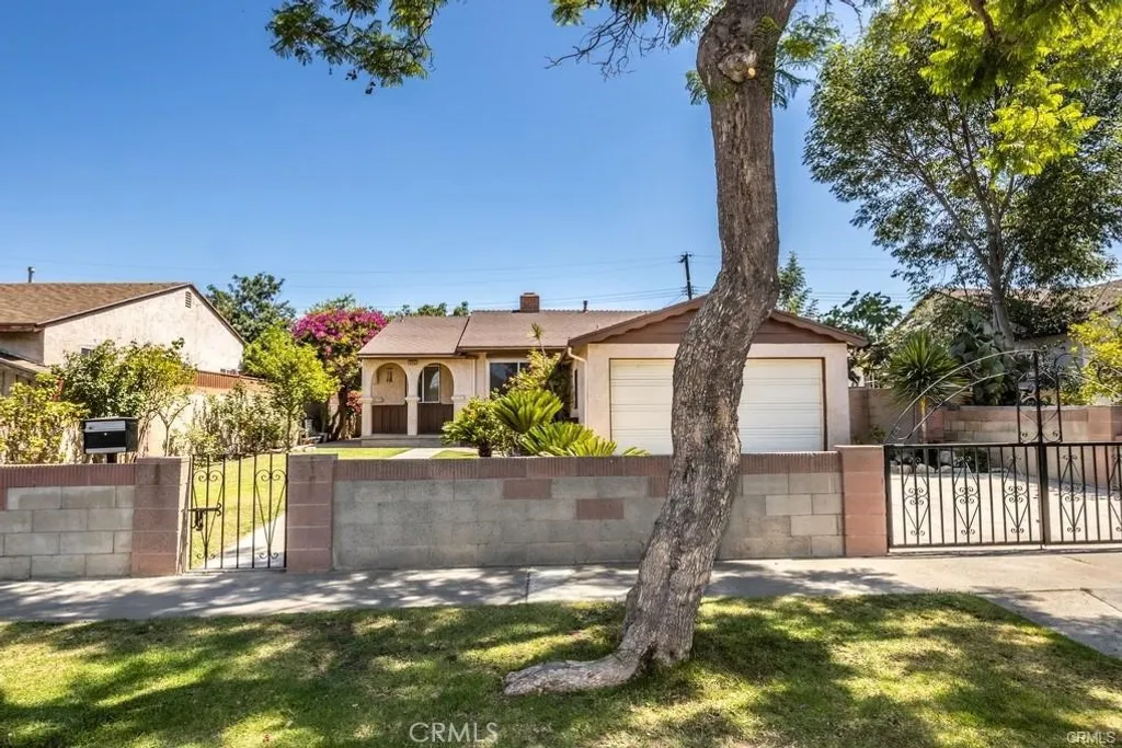 Additional image 3 of 1605 W Wisteria Place, Santa Ana, CA 92703