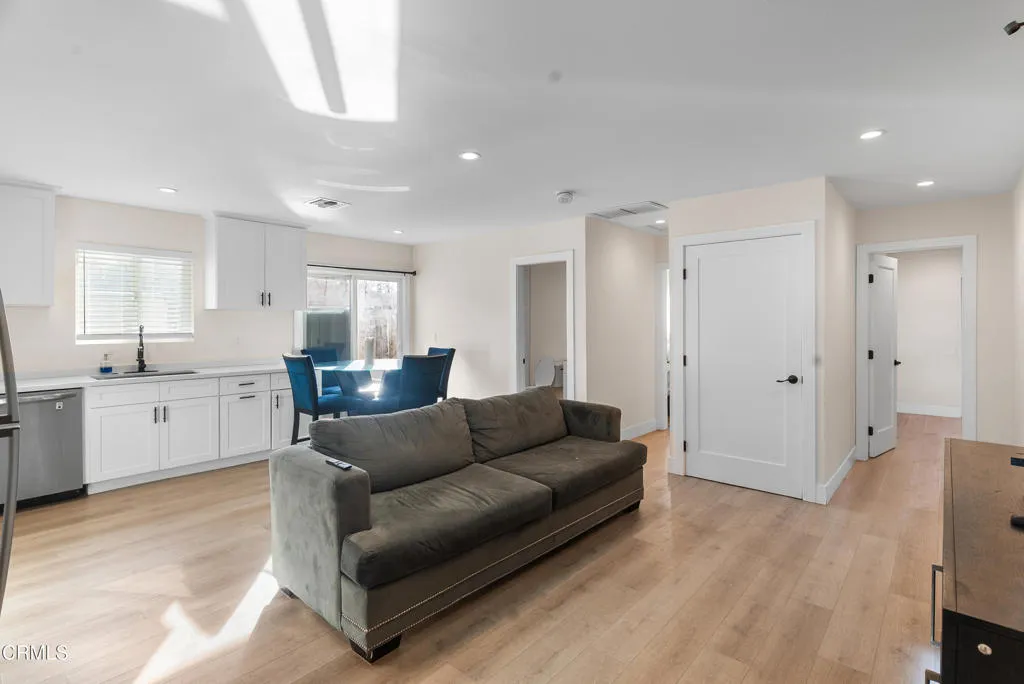 Additional image 17 of 2549 Young Avenue Unit B, Thousand Oaks, CA 91360