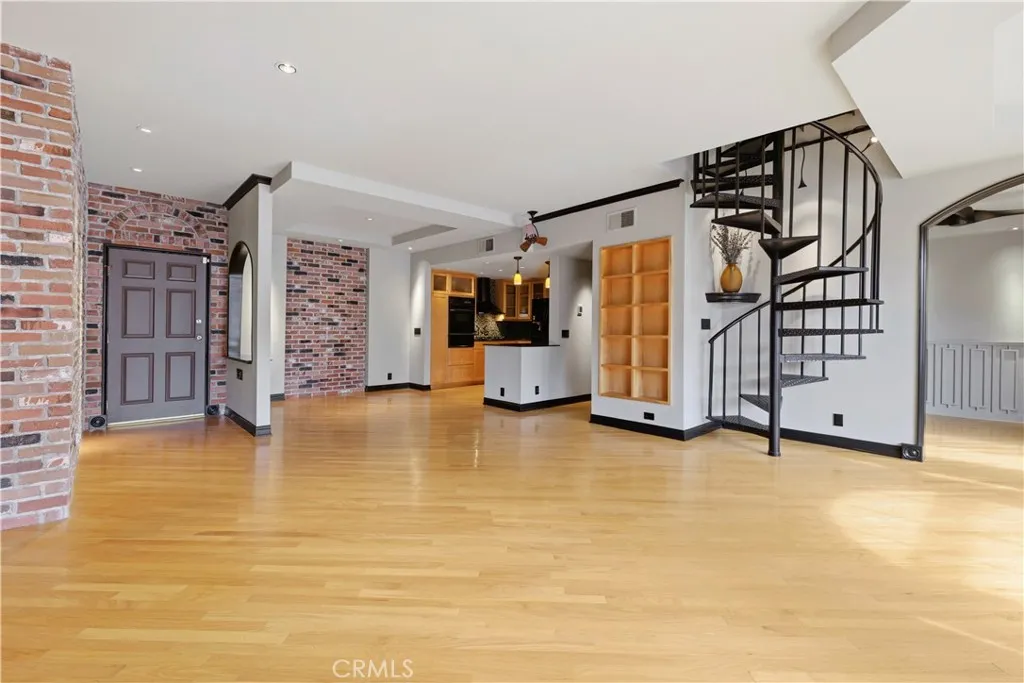 Additional image 7 of 14960 Dickens Street Unit 303, Sherman Oaks, CA 91403