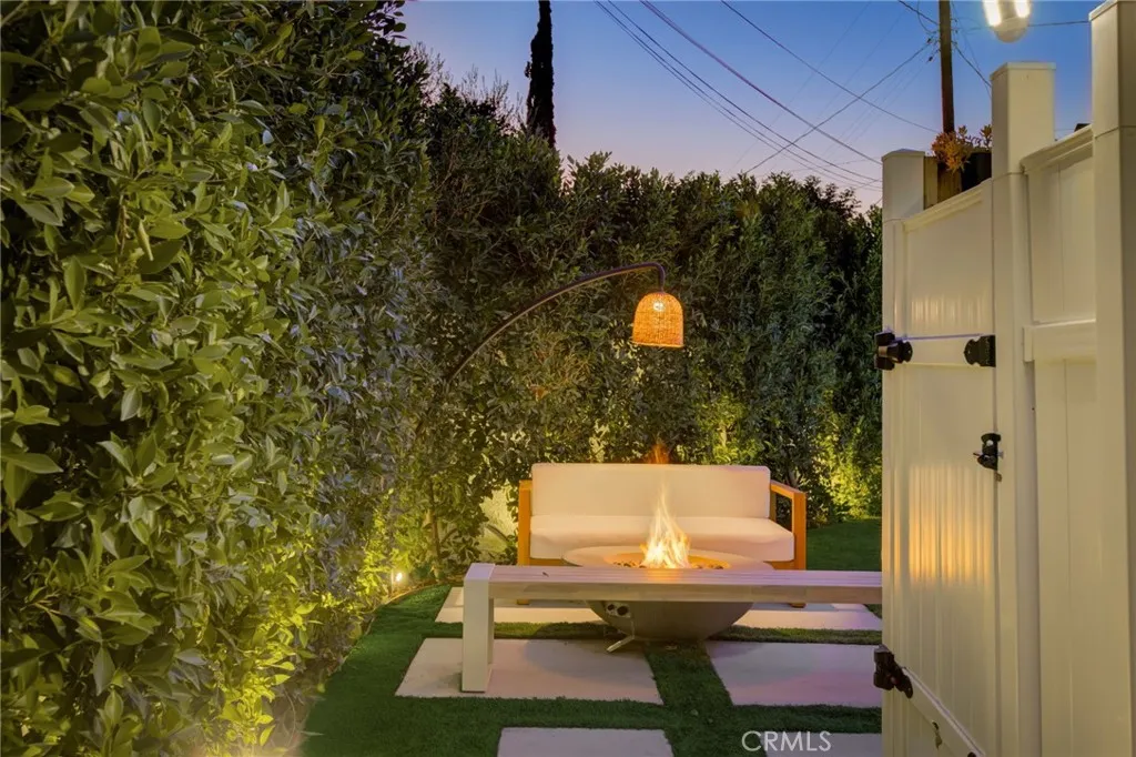 Additional image 141 of 8161 Encino Avenue, Northridge, CA 91325