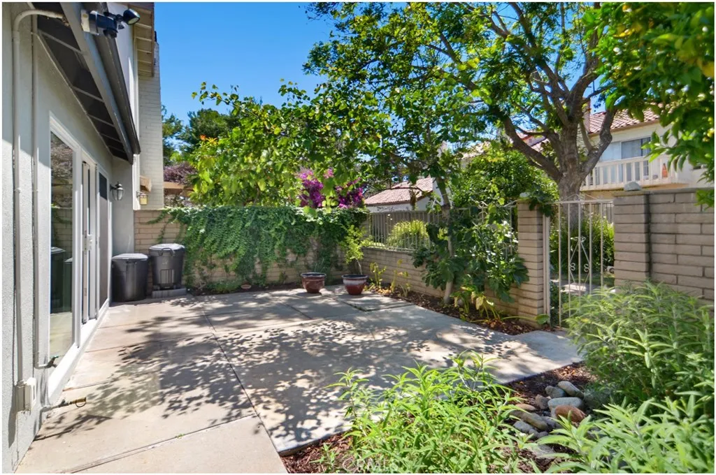 Additional image 45 of 55 Oak Tree Ln, Irvine, CA 92612