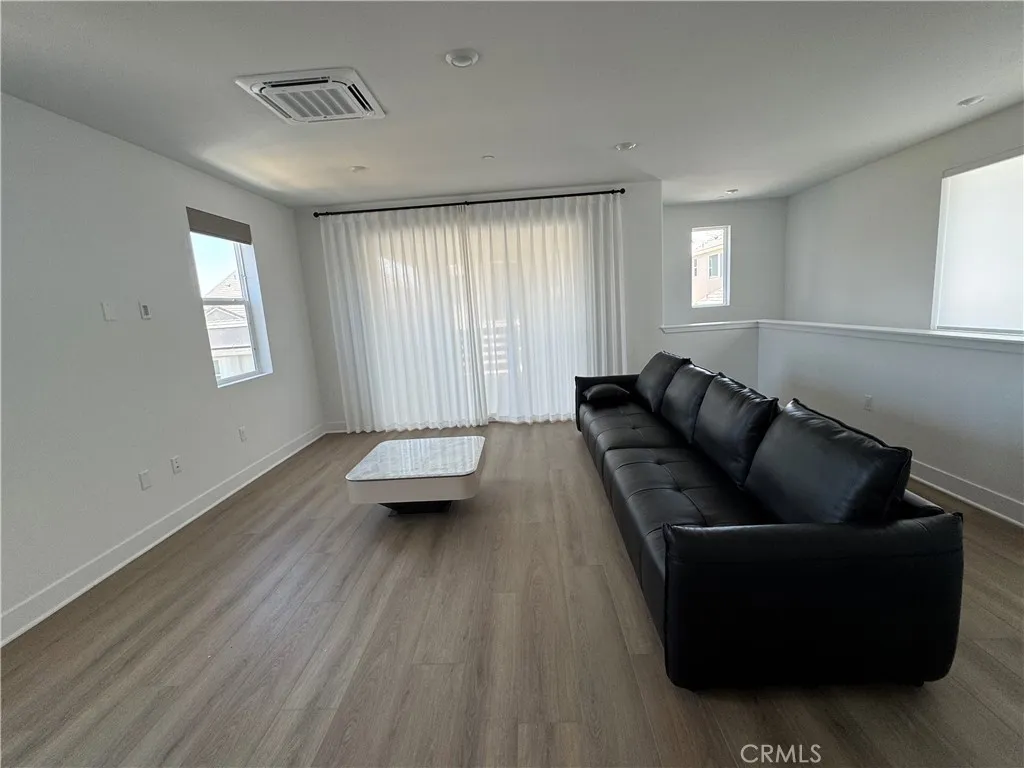 Additional image 36 of 228 Knot, Irvine, CA 92618