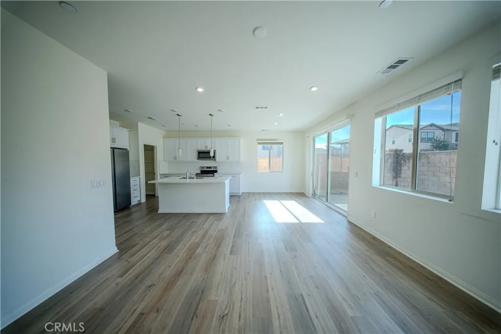 Additional image 6 of 558 Pablo Rd, Lake Elsinore, CA 92530