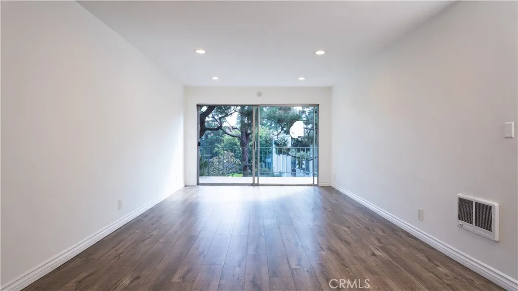 Additional image 16 of 102 Scholz Plz Unit 37, Newport Beach, CA 92663