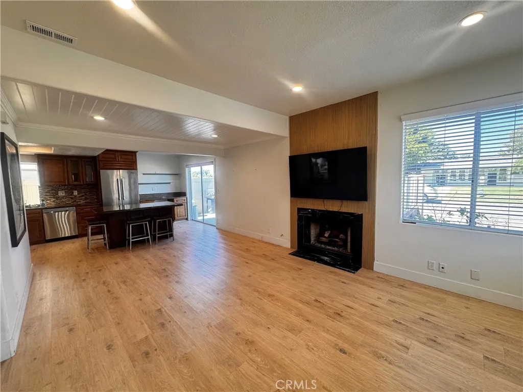 Additional image 5 of 379 Monte Vista Avenue Unit A, Costa Mesa, CA 92627