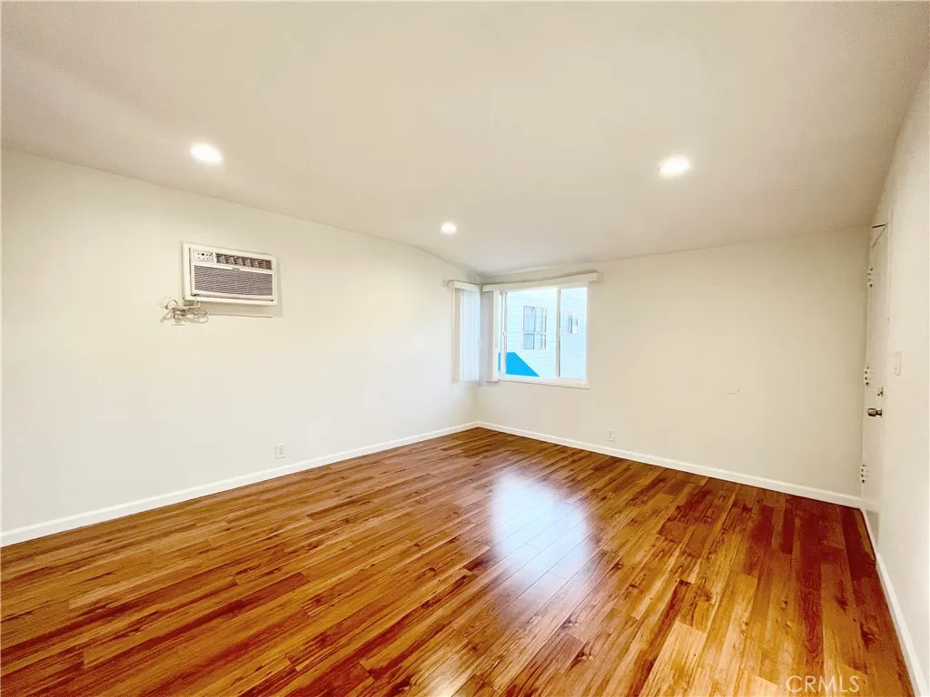 Additional image 8 of 2512 Canada Boulevard Unit 6, Glendale, CA 91208