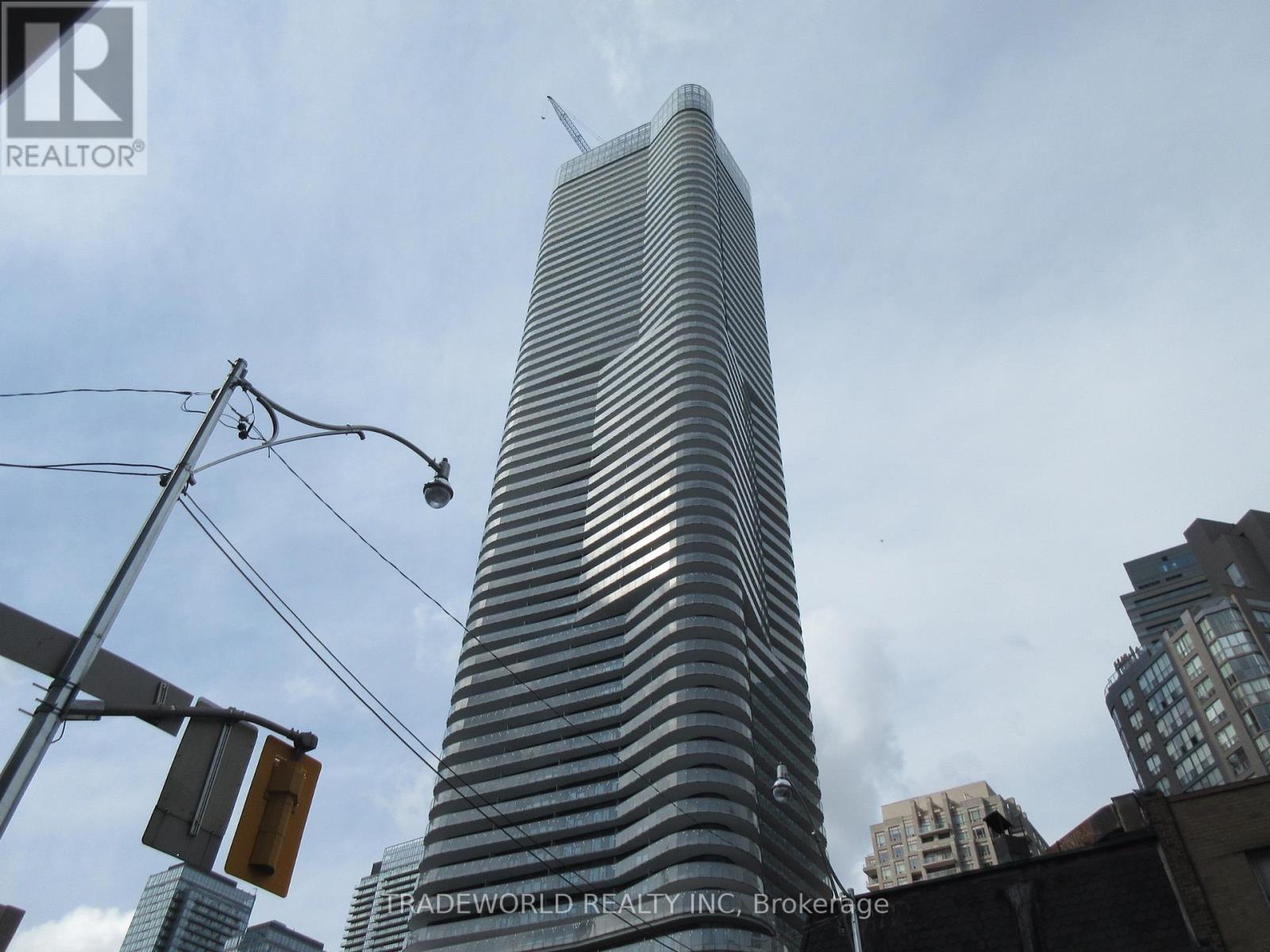 2609 - 11 WELLESLEY STREET W|Toronto (Bay Street Corridor), Ontario M4Y1E8