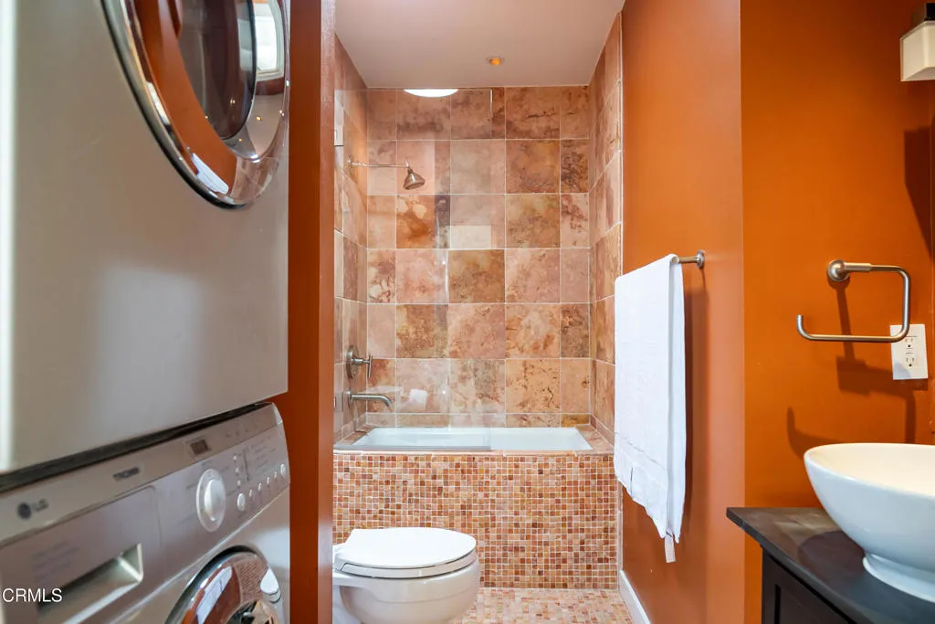 Additional image 21 of 3955 Farmouth Drive, Los Angeles, CA 90027