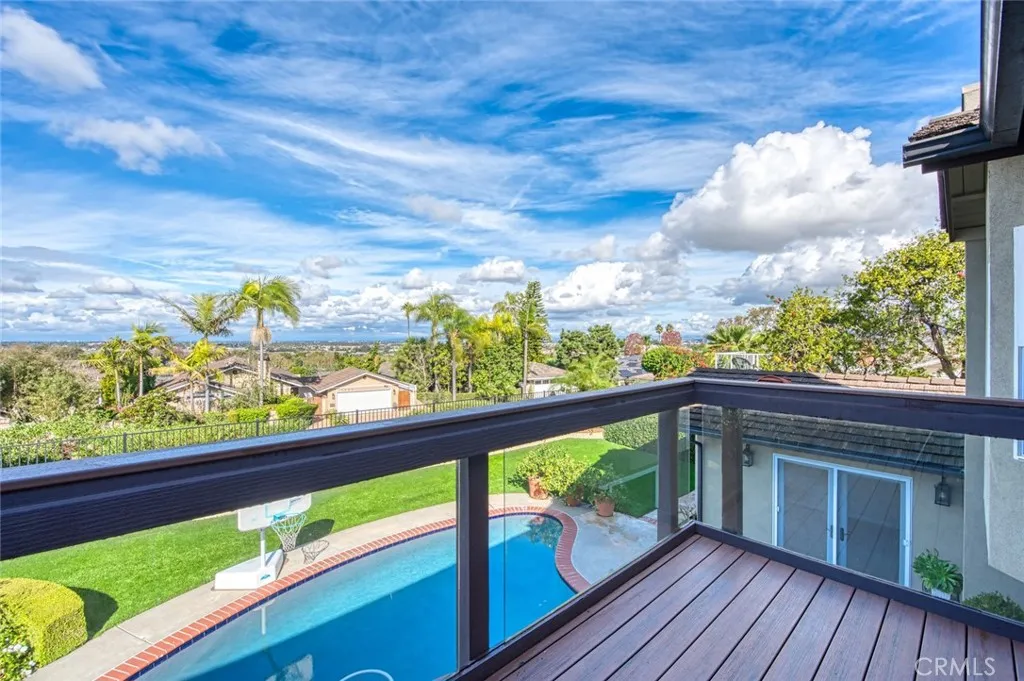 Additional image 5 of 2641 Alta Vista Dr, Newport Beach, CA 92660