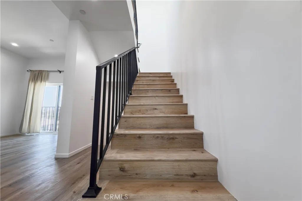 Additional image 16 of 121 S Coronado St, Los Angeles, CA 90057