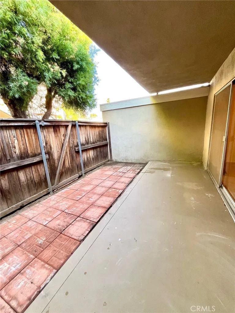 Additional image 66 of 504 S Euclid Avenue Unit 5, Pasadena, CA 91101