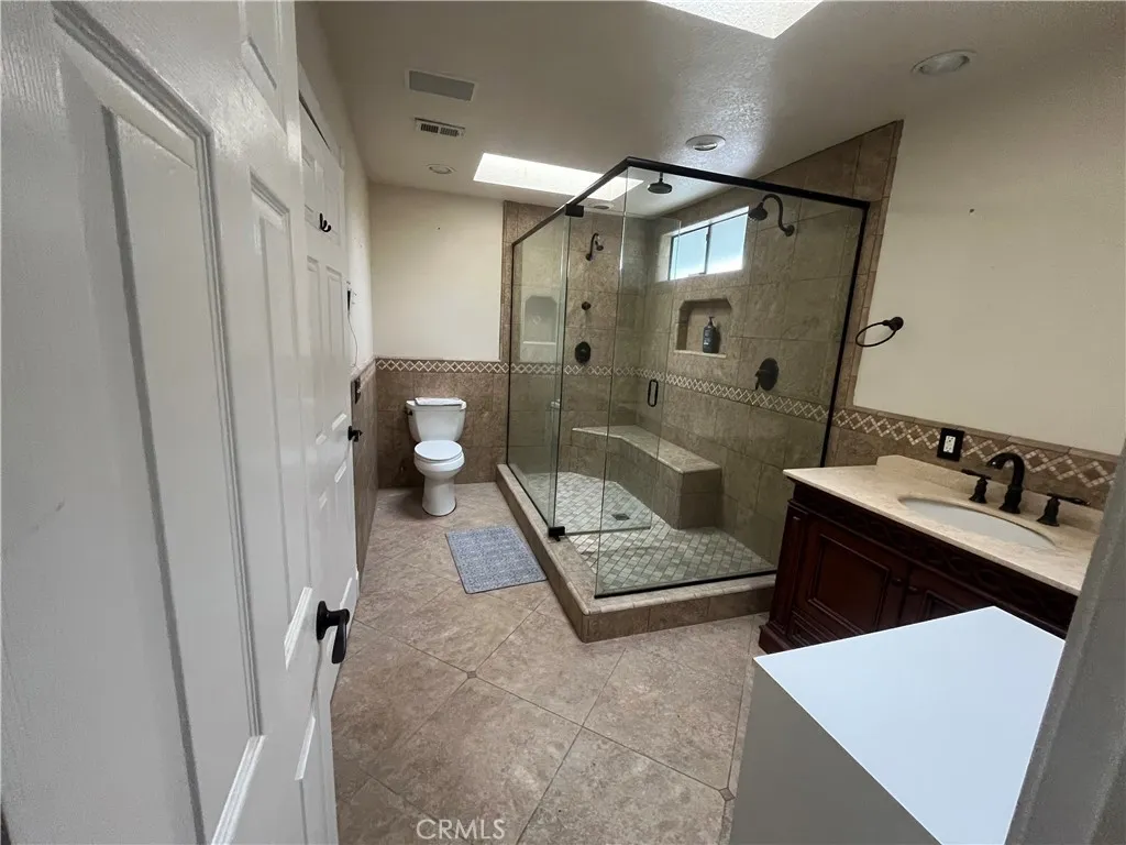 5958 Quiroz Dr, Jurupa Valley, CA 92509