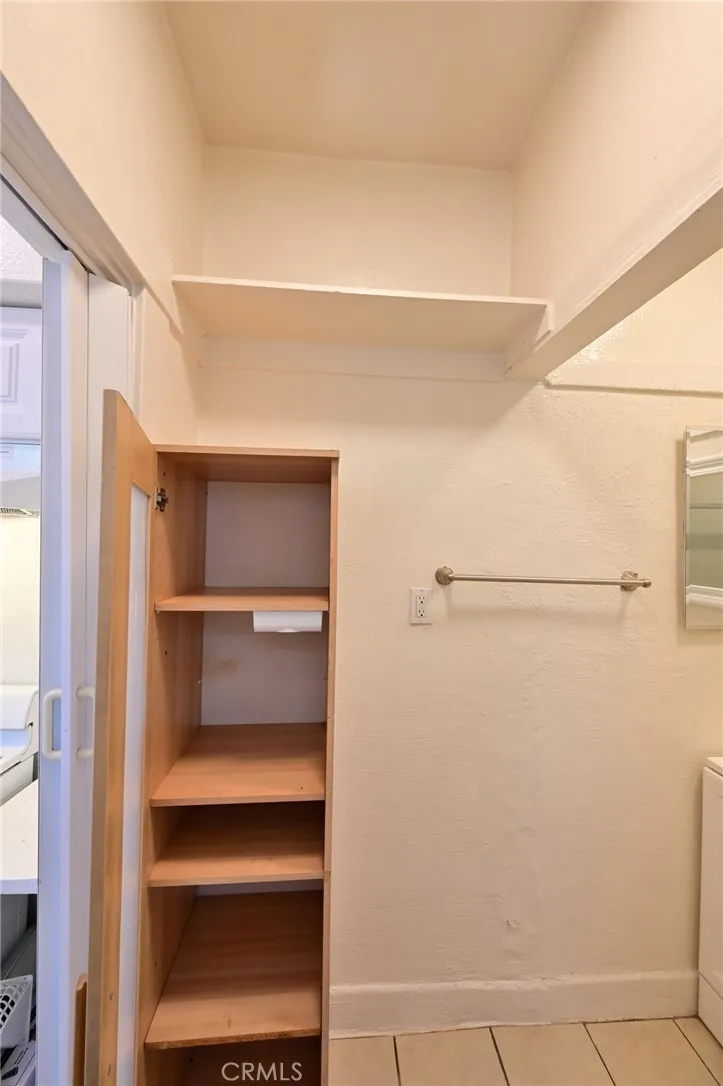 Additional image 48 of 44 Navy Street Unit 6, Venice, CA 90291