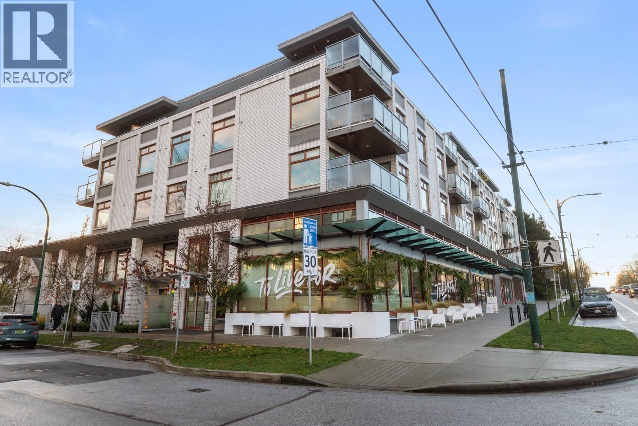 203 2408 GRANT STREET|Vancouver, British Columbia V5K3G4