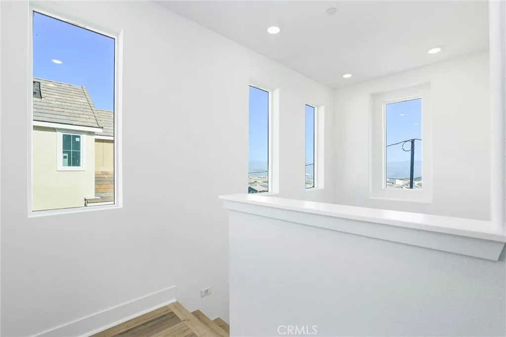 Additional image 62 of 27213 Tamarack Lane, Valencia, CA 91381